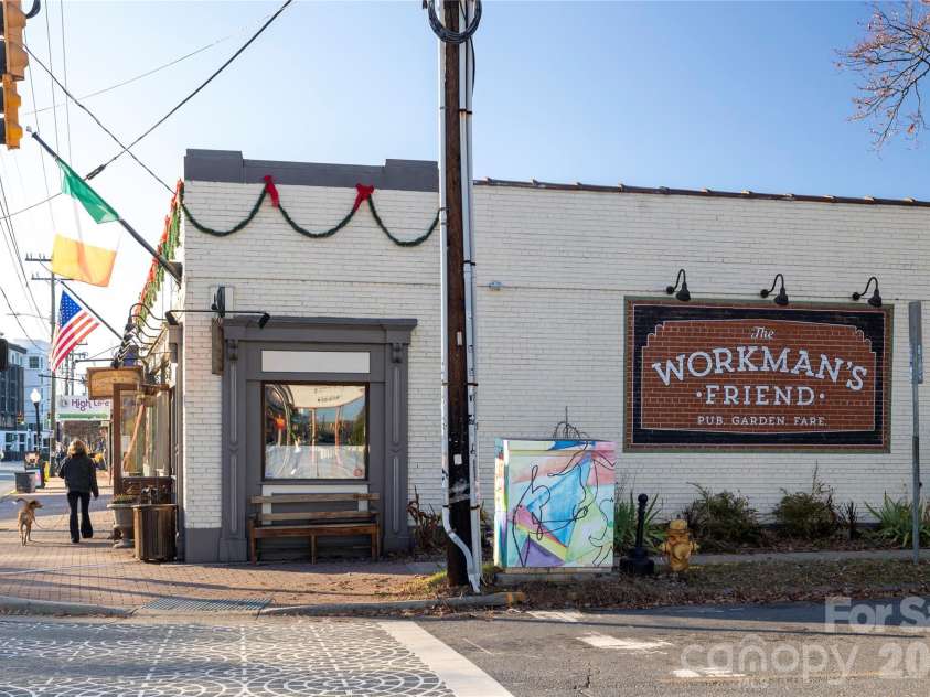 1904 Ashland Avenue, Charlotte, NC 28205.  MLS# CAR4376544, YatesRealty ID 20289. 
