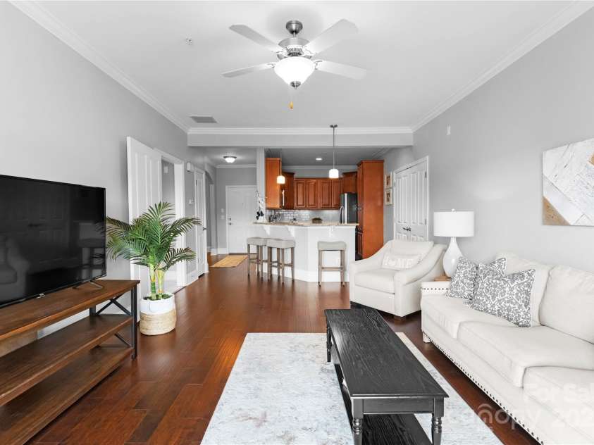 6605 Central Pacific Avenue, Charlotte, NC 28210.  MLS# CAR4213678, YatesRealty ID 2029. Living space