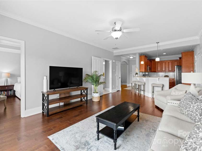6605 Central Pacific Avenue, Charlotte, NC 28210.  MLS# CAR4213678, YatesRealty ID 2029. Living space