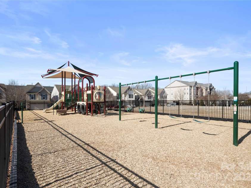 6605 Central Pacific Avenue, Charlotte, NC 28210.  MLS# CAR4213678, YatesRealty ID 2029. Playground