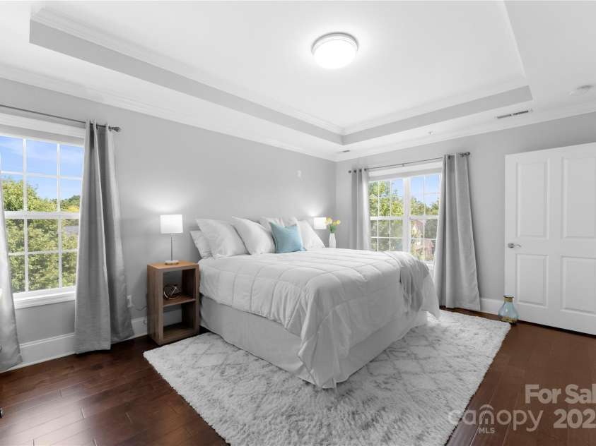 6605 Central Pacific Avenue, Charlotte, NC 28210.  MLS# CAR4213678, YatesRealty ID 2029. Primary bedroom