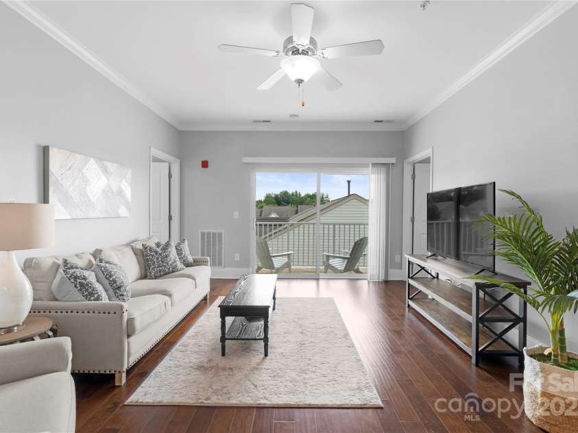 6605 Central Pacific Avenue, Charlotte, NC 28210.  MLS# CAR4213678, YatesRealty ID 2029. View from entry