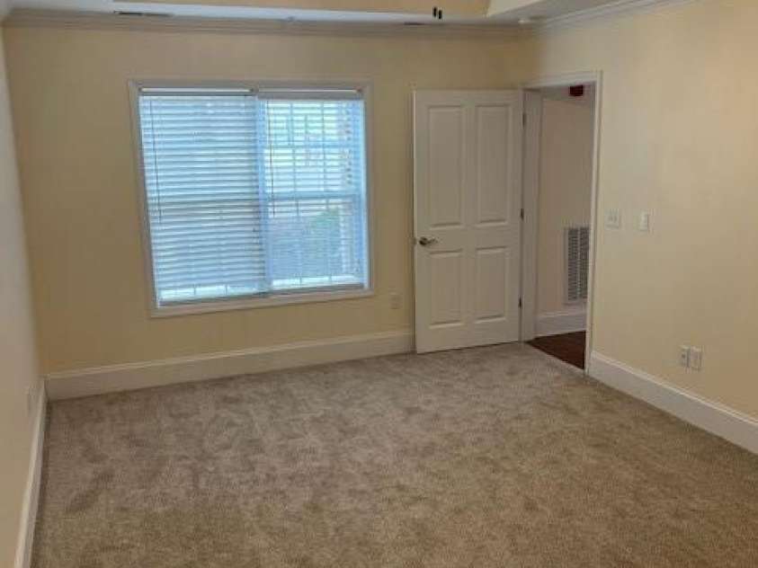 6605 Central Pacific Avenue, Charlotte, NC 28210.  MLS# CAR4300081, YatesRealty ID 2029. 