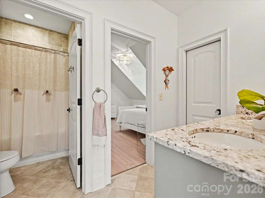 280 Palm Cove Way, York, SC 29745.  MLS# CAR4359144, YatesRealty ID 20290. 