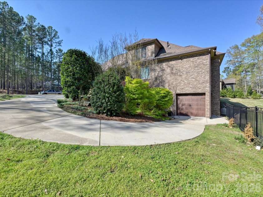 280 Palm Cove Way, York, SC 29745.  MLS# CAR4359144, YatesRealty ID 20290. 