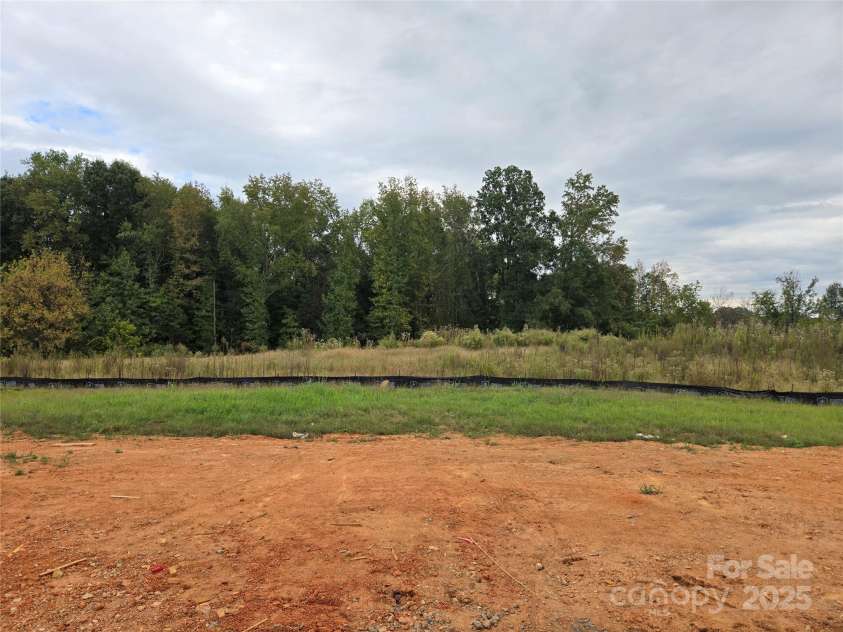 530 Hullview Vista, Monroe, NC 28110.  MLS# CAR4266453, YatesRealty ID 20290. 