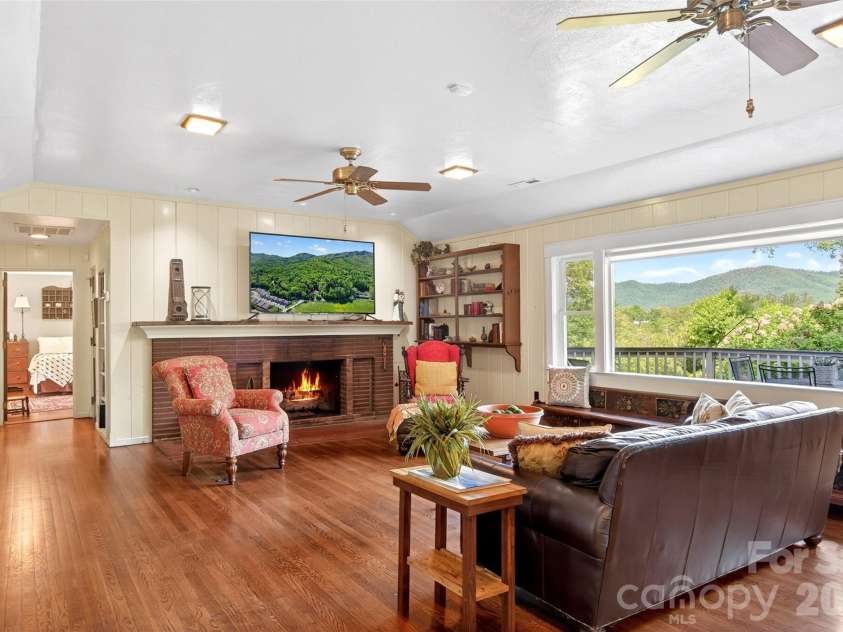 75 Old Lakey Gap Road, Black Mountain, NC 28711.  MLS# CAR4373222, YatesRealty ID 20291. 