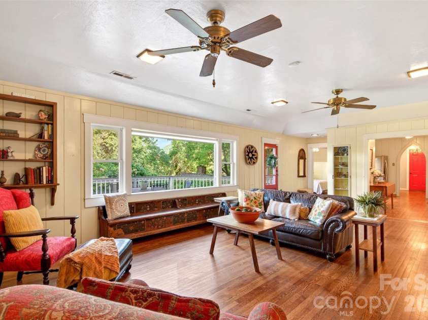 75 Old Lakey Gap Road, Black Mountain, NC 28711.  MLS# CAR4373222, YatesRealty ID 20291. 