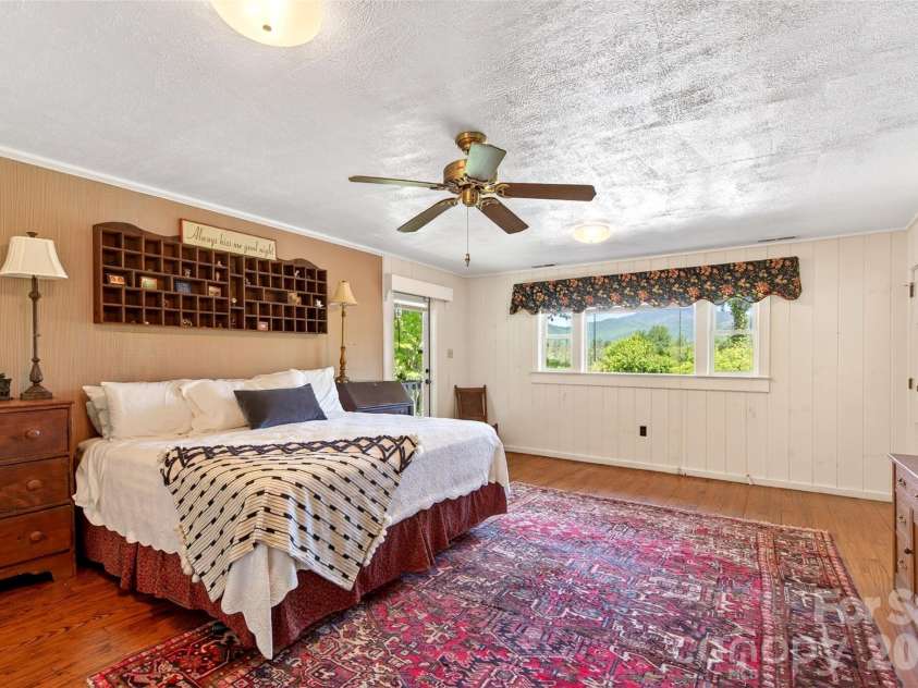 75 Old Lakey Gap Road, Black Mountain, NC 28711.  MLS# CAR4373222, YatesRealty ID 20291. 
