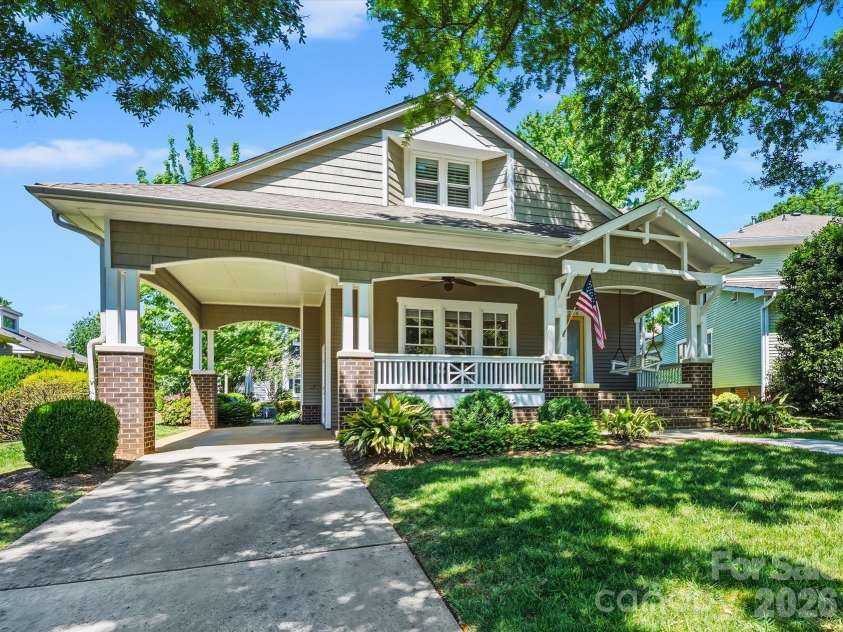2204 Winthrop Avenue, Charlotte, NC 28203.  MLS# CAR4378135, YatesRealty ID 20292. 