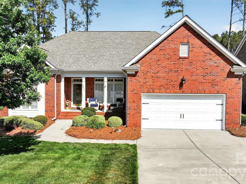 3613 Savannah Hills Drive, Matthews, NC 28105.  MLS# CAR4371394, YatesRealty ID 20293. 