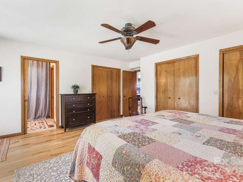 871 Rich Knob Road, Little Switzerland, NC 28749.  MLS# CAR4263972, YatesRealty ID 20293. 