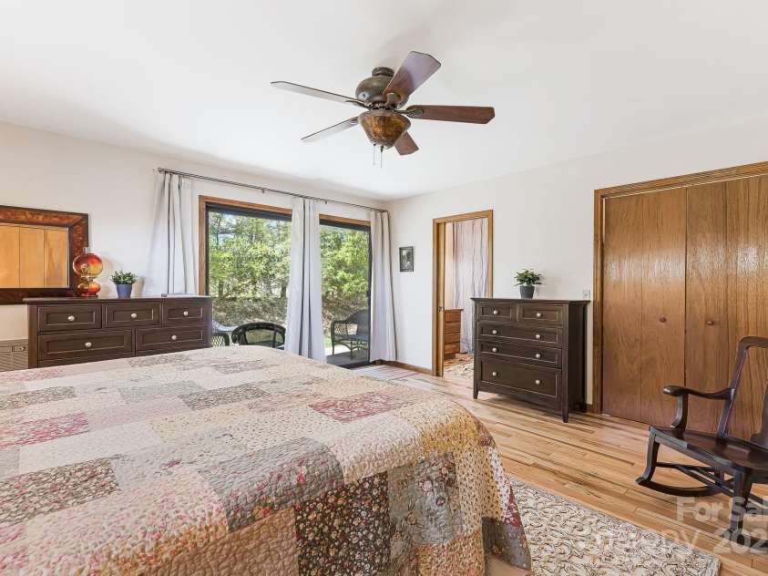 871 Rich Knob Road, Little Switzerland, NC 28749.  MLS# CAR4263972, YatesRealty ID 20293. 