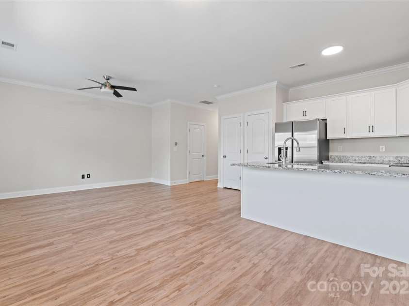 2032 Summey Avenue, Charlotte, NC 28205.  MLS# CAR4244357, YatesRealty ID 20294. 