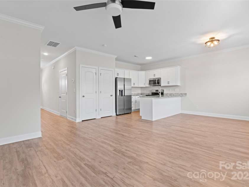 2032 Summey Avenue, Charlotte, NC 28205.  MLS# CAR4244357, YatesRealty ID 20294. 