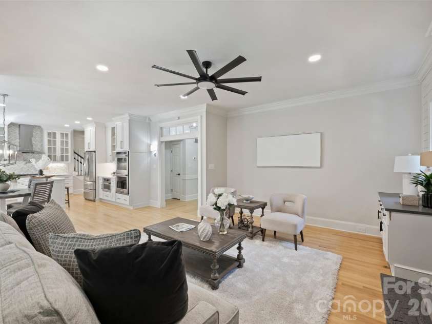 6504 Hunter Pine Lane, Charlotte, NC 28270.  MLS# CAR4343827, YatesRealty ID 20294. 