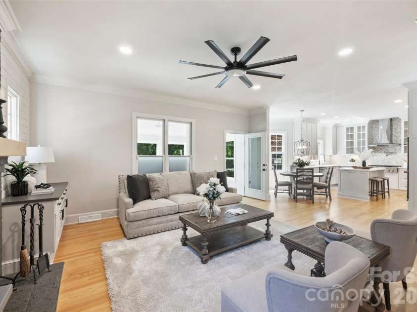 6504 Hunter Pine Lane, Charlotte, NC 28270.  MLS# CAR4343827, YatesRealty ID 20294. 