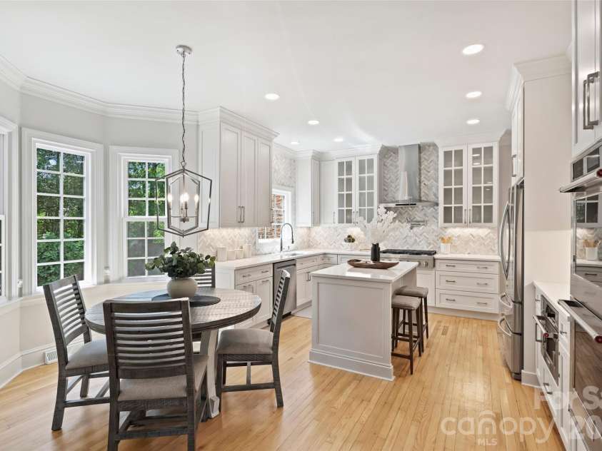 6504 Hunter Pine Lane, Charlotte, NC 28270.  MLS# CAR4343827, YatesRealty ID 20294. 