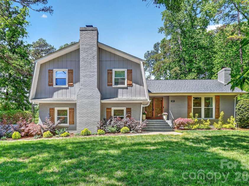 5601 Beaver Dam Lane, Mint Hill, NC 28227.  MLS# CAR4373202, YatesRealty ID 20295. 