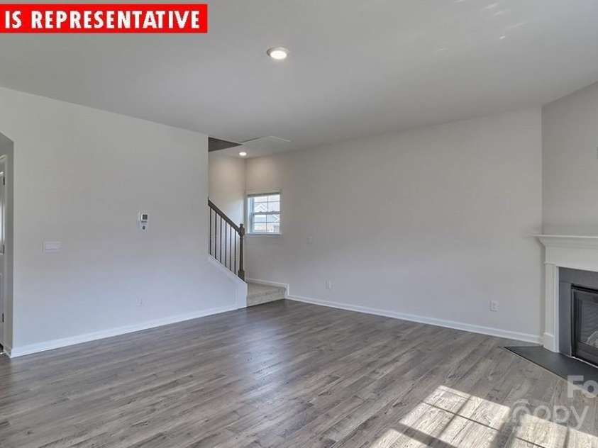 8036 Kennesaw Drive, Gastonia, NC 28056.  MLS# CAR4264689, YatesRealty ID 20297. 