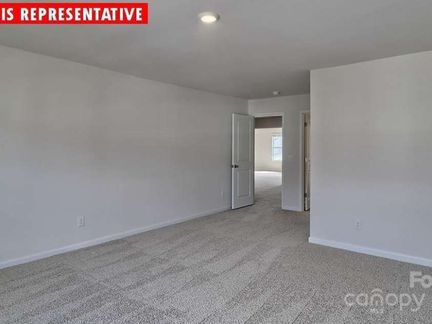 8036 Kennesaw Drive, Gastonia, NC 28056.  MLS# CAR4264689, YatesRealty ID 20297. 