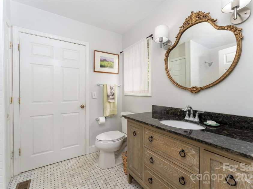 59 Grace Ridge Road, Waynesville, NC 28786.  MLS# CAR4265634, YatesRealty ID 20298. Primary Bath