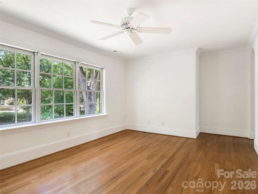 1701 Dilworth Road, Charlotte, NC 28203.  MLS# CAR4379474, YatesRealty ID 20299. 