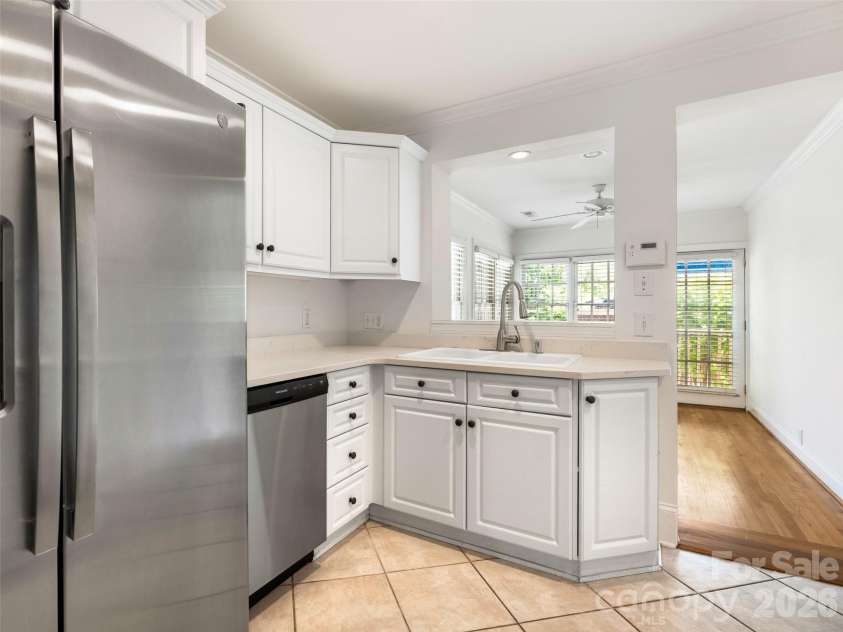 1701 Dilworth Road, Charlotte, NC 28203.  MLS# CAR4379474, YatesRealty ID 20299. 