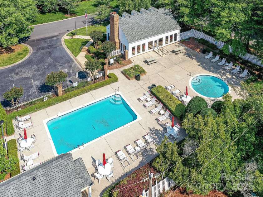 2215 Henery Tuckers Court, Charlotte, NC 28270.  MLS# CAR4267429, YatesRealty ID 20299. Neighborhood amenities