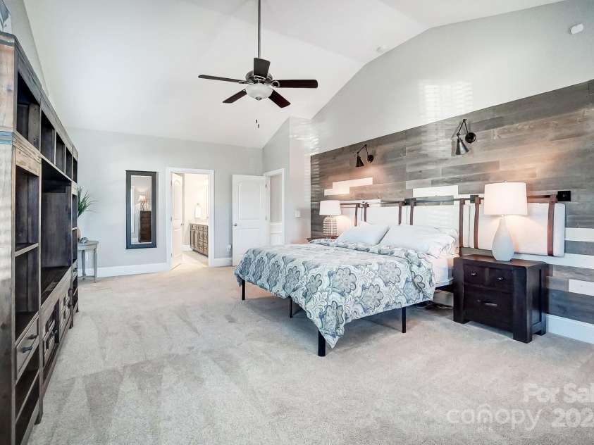 1217 Rosecliff Drive, Waxhaw, NC 28173.  MLS# CAR4197871, YatesRealty ID 2030. 