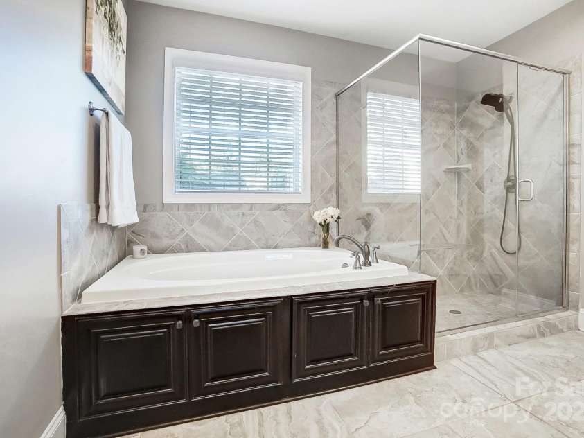 1217 Rosecliff Drive, Waxhaw, NC 28173.  MLS# CAR4197871, YatesRealty ID 2030. 