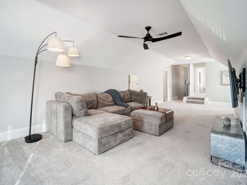 1217 Rosecliff Drive, Waxhaw, NC 28173.  MLS# CAR4197871, YatesRealty ID 2030. 