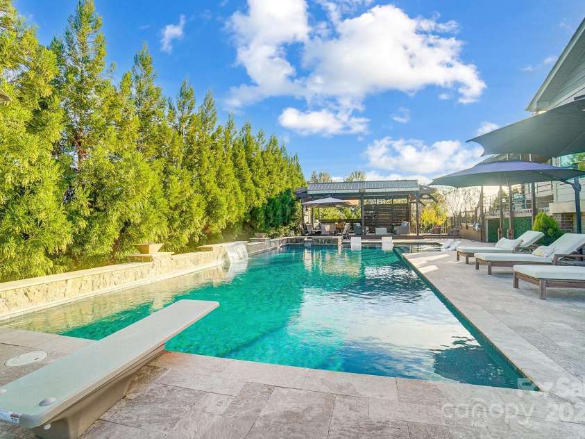 1217 Rosecliff Drive, Waxhaw, NC 28173.  MLS# CAR4197871, YatesRealty ID 2030. 