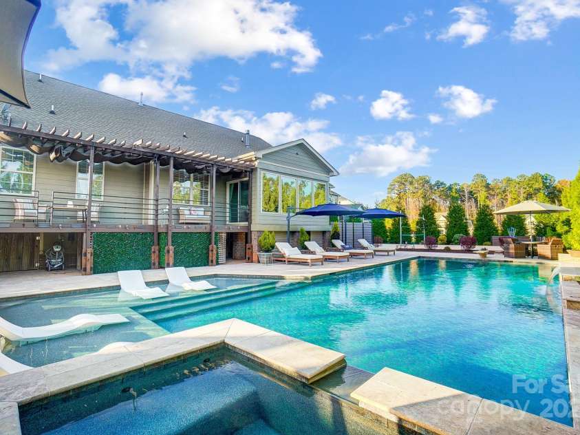 1217 Rosecliff Drive, Waxhaw, NC 28173.  MLS# CAR4197871, YatesRealty ID 2030. 