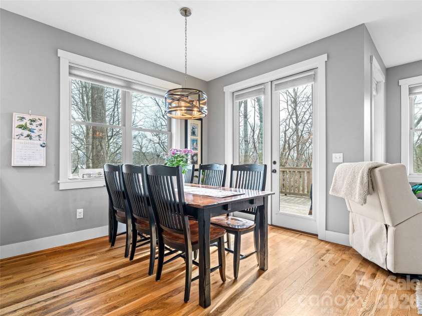 190 Virginia Avenue, Asheville, NC 28806.  MLS# CAR4342221, YatesRealty ID 2030. 