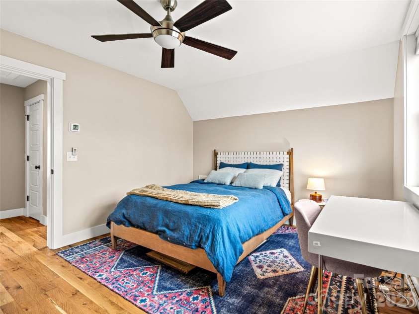 190 Virginia Avenue, Asheville, NC 28806.  MLS# CAR4342221, YatesRealty ID 2030. 