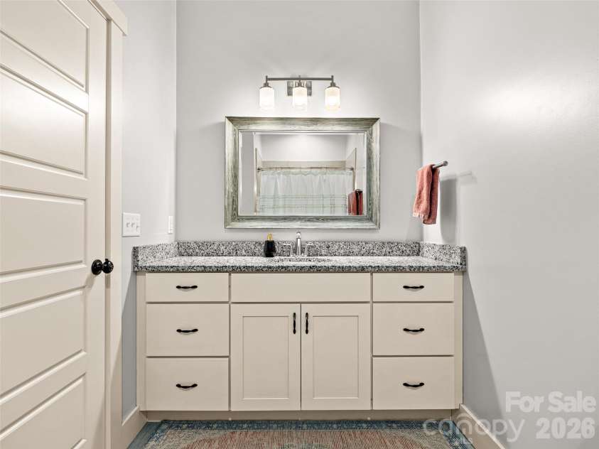 190 Virginia Avenue, Asheville, NC 28806.  MLS# CAR4342221, YatesRealty ID 2030. 
