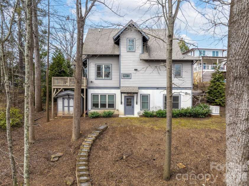 190 Virginia Avenue, Asheville, NC 28806.  MLS# CAR4342221, YatesRealty ID 2030. 
