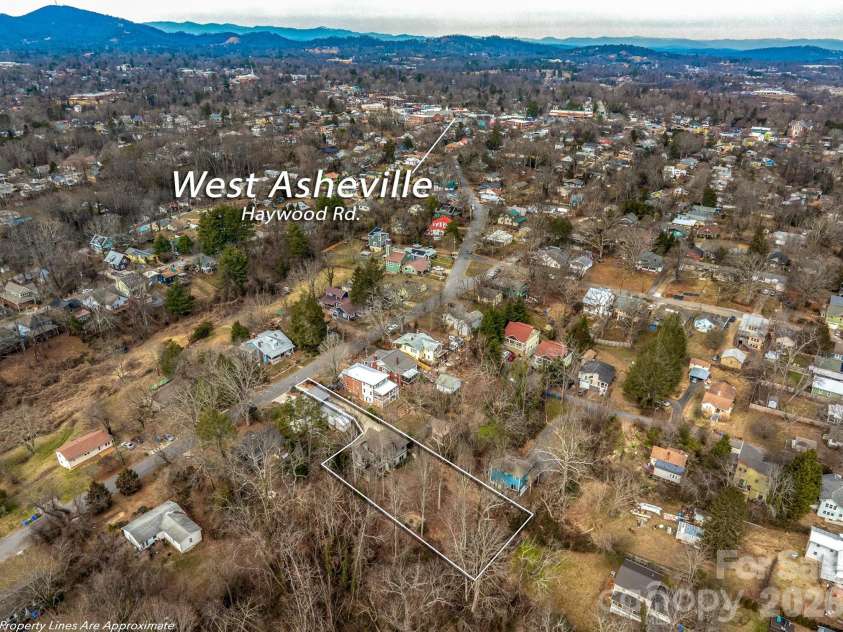 190 Virginia Avenue, Asheville, NC 28806.  MLS# CAR4342221, YatesRealty ID 2030. 