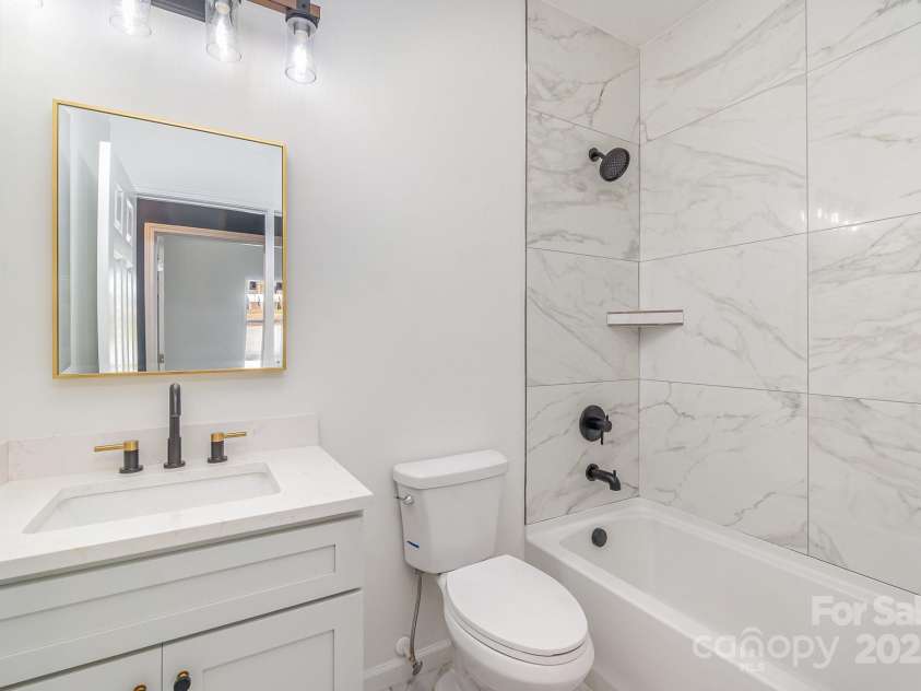 108 Robinson Drive, Cherryville, NC 28021.  MLS# CAR4291491, YatesRealty ID 20300. 