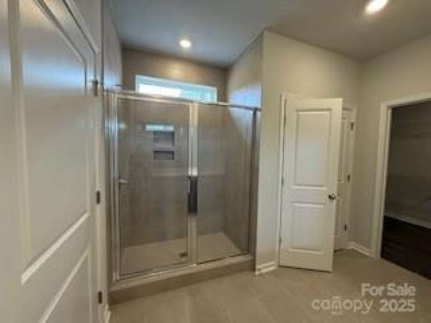 156 Ella Claire Drive, York, SC 29745.  MLS# CAR4270591, YatesRealty ID 20303. Owners Bathroom shower