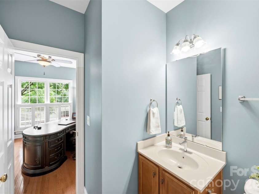 14438 Harvington Drive, Huntersville, NC 28078.  MLS# CAR4379209, YatesRealty ID 20304. 