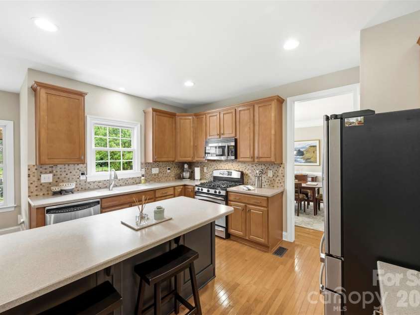 14438 Harvington Drive, Huntersville, NC 28078.  MLS# CAR4379209, YatesRealty ID 20304. 