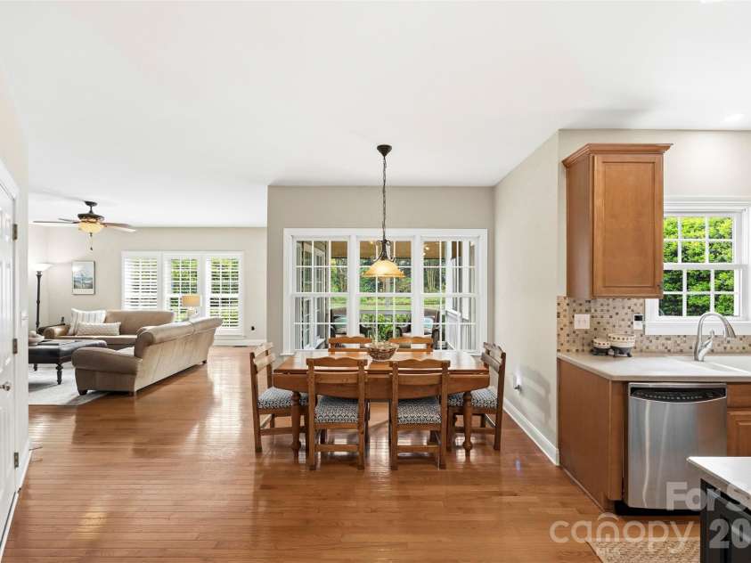 14438 Harvington Drive, Huntersville, NC 28078.  MLS# CAR4379209, YatesRealty ID 20304. 