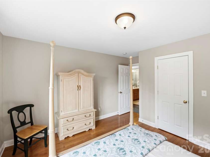 14438 Harvington Drive, Huntersville, NC 28078.  MLS# CAR4379209, YatesRealty ID 20304. 