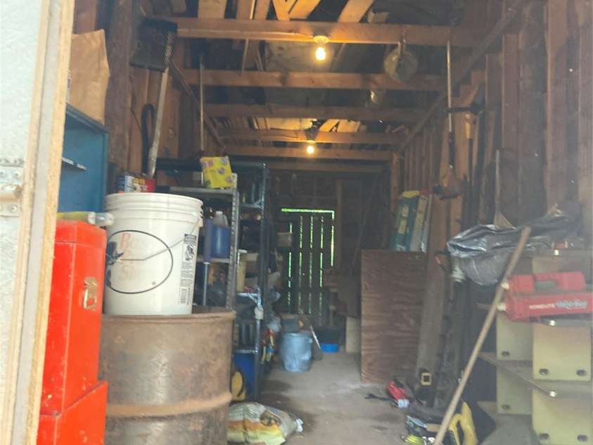 1433 Kern Carlton Road, Salisbury, NC 28146.  MLS# CAR4263758, YatesRealty ID 20307. Barn
