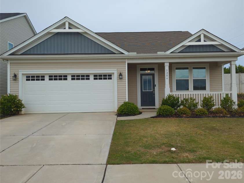 3206 Cheyney Park Drive, Charlotte, NC 28269.  MLS# CAR4378473, YatesRealty ID 20307. 