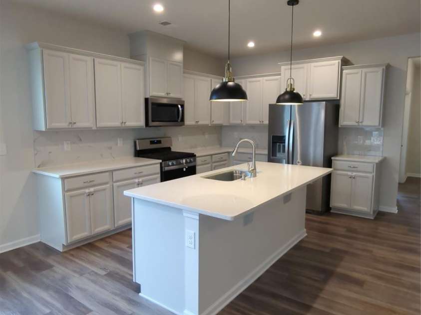 3206 Cheyney Park Drive, Charlotte, NC 28269.  MLS# CAR4378473, YatesRealty ID 20307. 