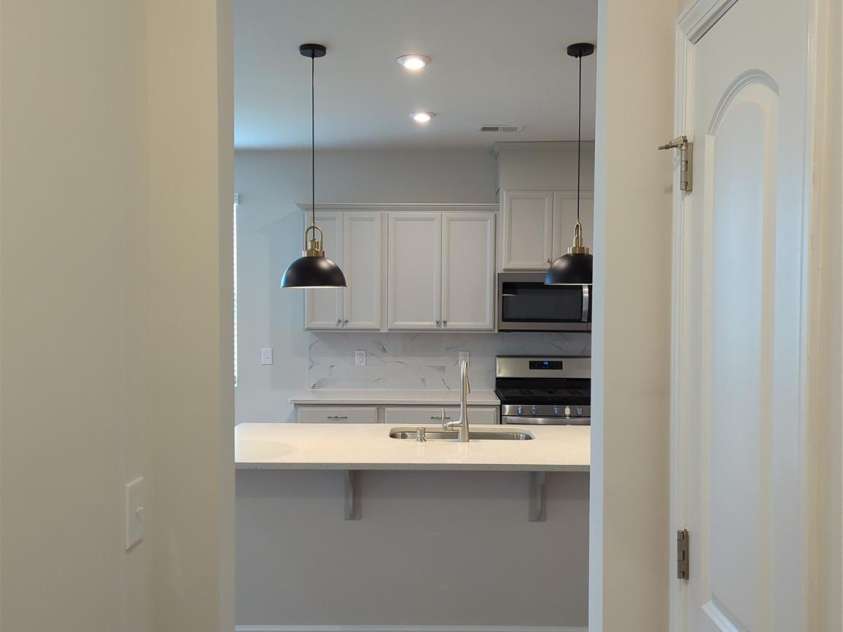 3206 Cheyney Park Drive, Charlotte, NC 28269.  MLS# CAR4378473, YatesRealty ID 20307. 