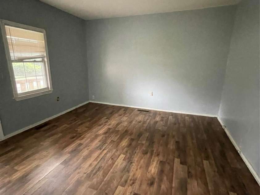 411 Klumac Road, Salisbury, NC 28144.  MLS# CAR4425722, YatesRealty ID 20309. 
